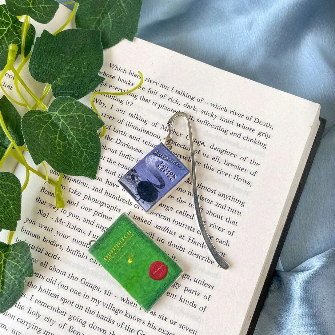 Harry Potter Themed Miniature Book Hook Bookmark