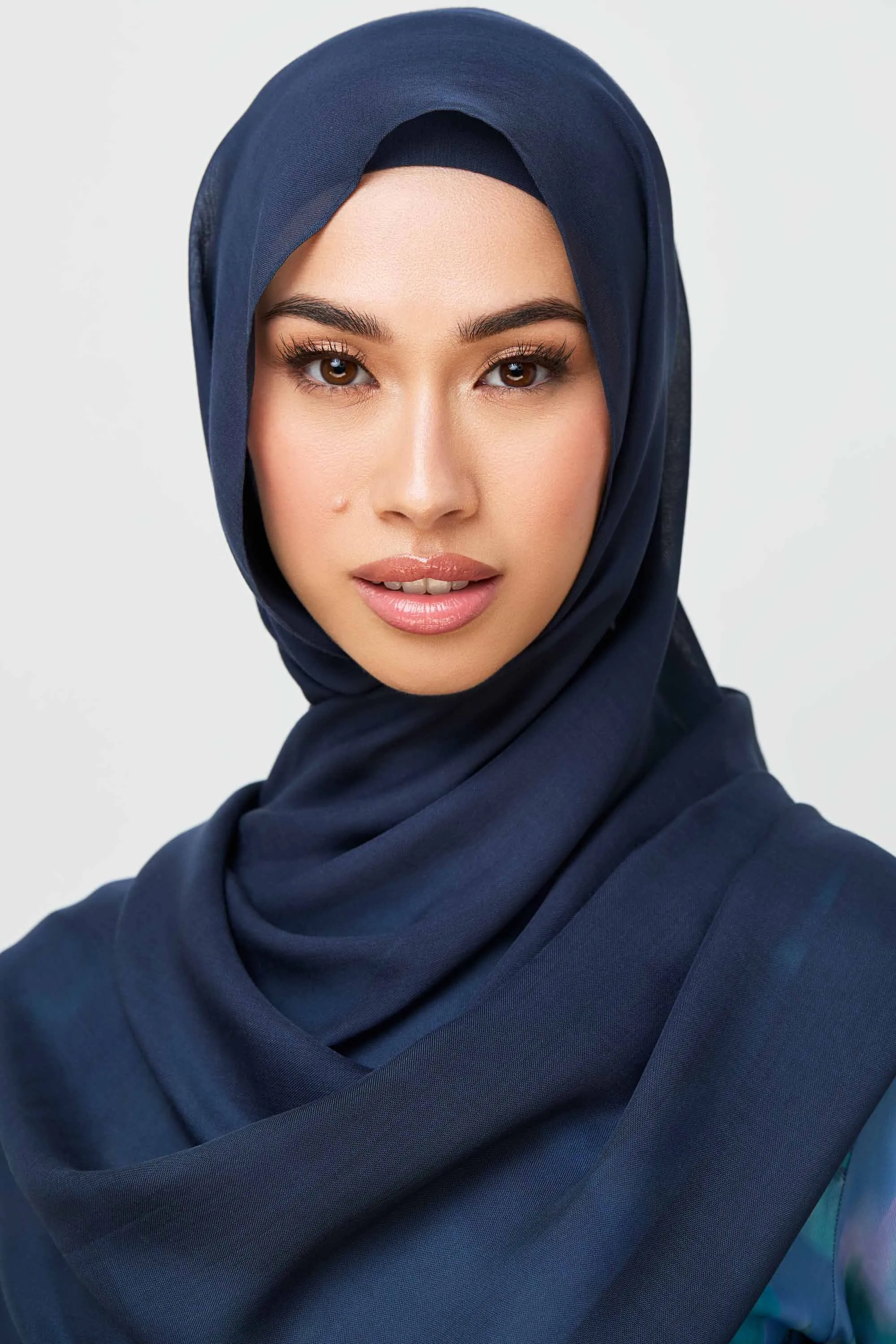 Signature Modal Hijab - Navy