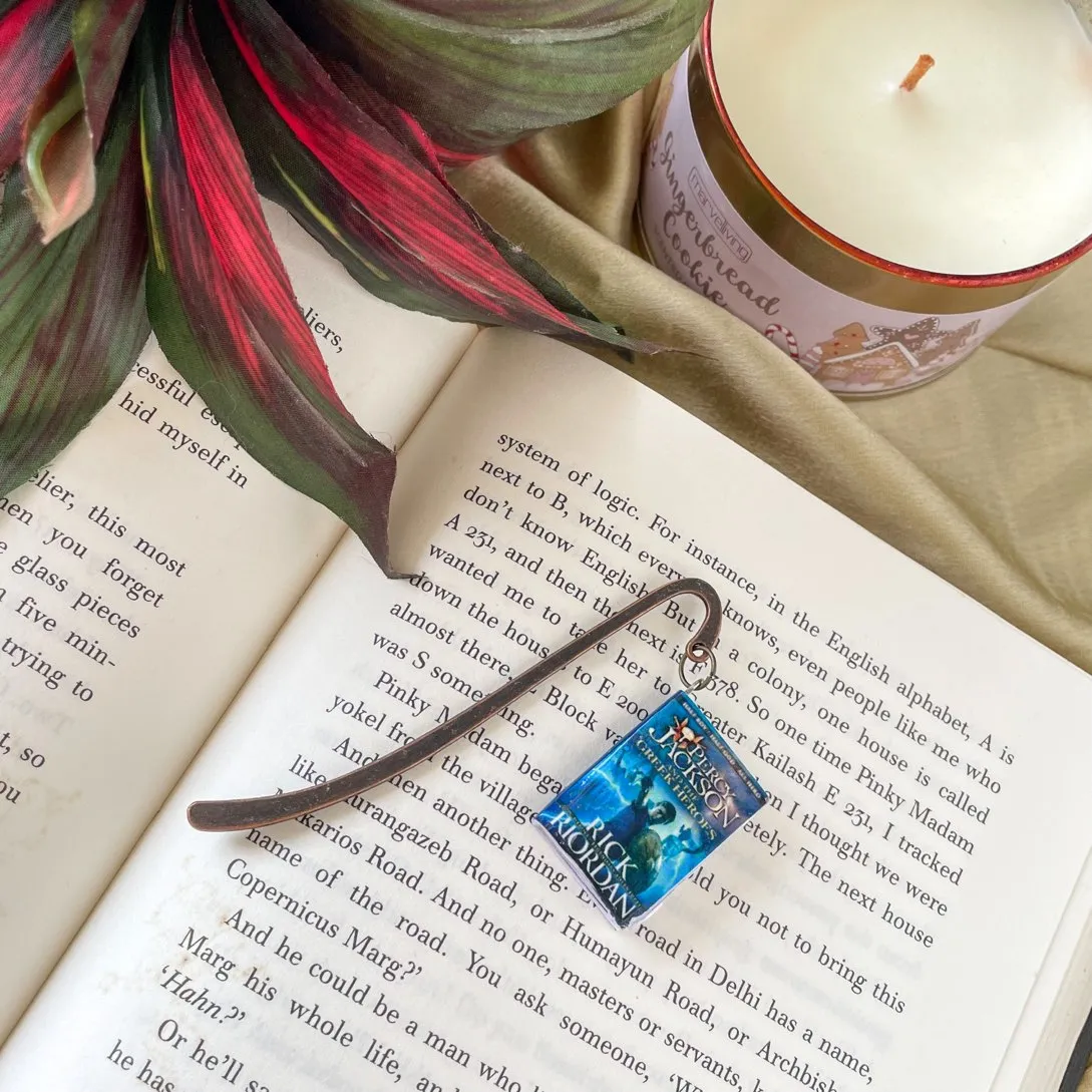 Young Adults Fictions Miniature Book Hook Bookmark